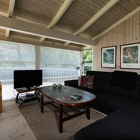 Four-bedroom Holiday In * Hals