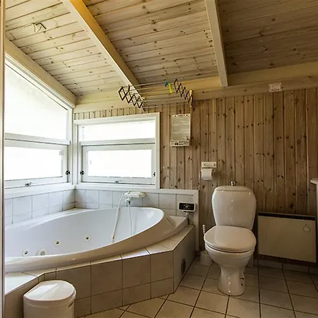 Four-bedroom Holiday In