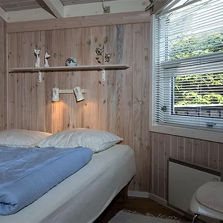Four-bedroom Holiday In 펜션