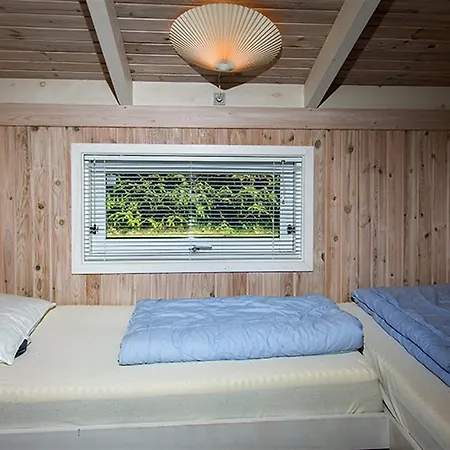 펜션 Four-bedroom Holiday In Hals